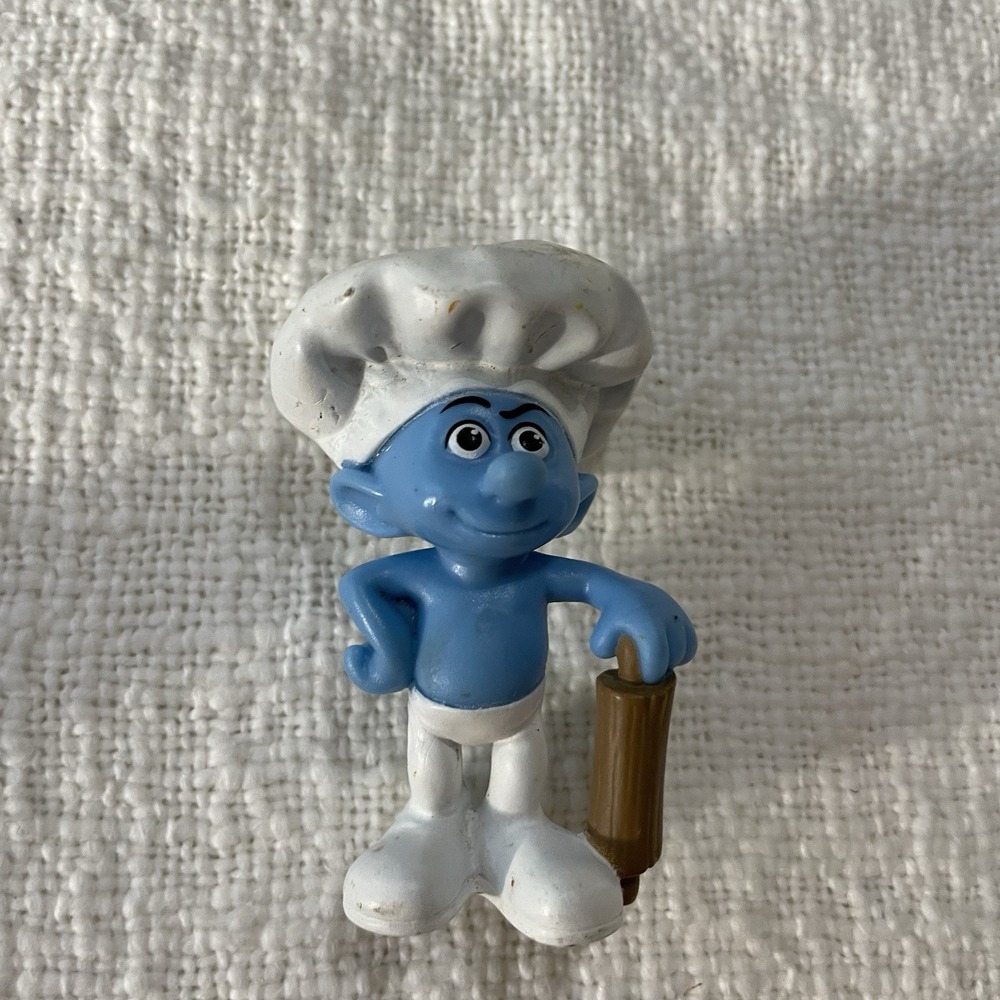 McDonald's Baker Smurf PVC Figure 2011 Toy Happy meal Collectible